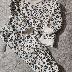 Garanimals Cream Floral Print Kids Matching Set with Black and Gold Accents